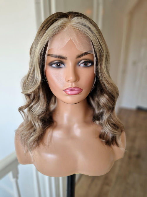 Uncommon Wigs op Instagram