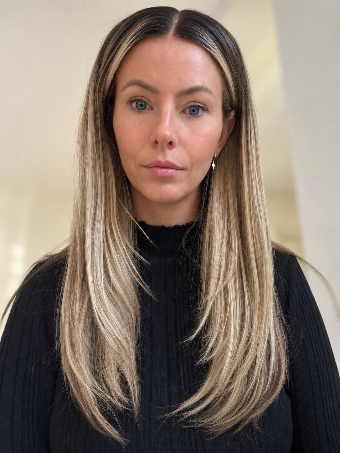 Parrucca Mabel | Parrucca in Capelli Umani con Balayage Biondo Beige Freddo e Pizzo HD PRONTA PER LA SPEDIZIONE