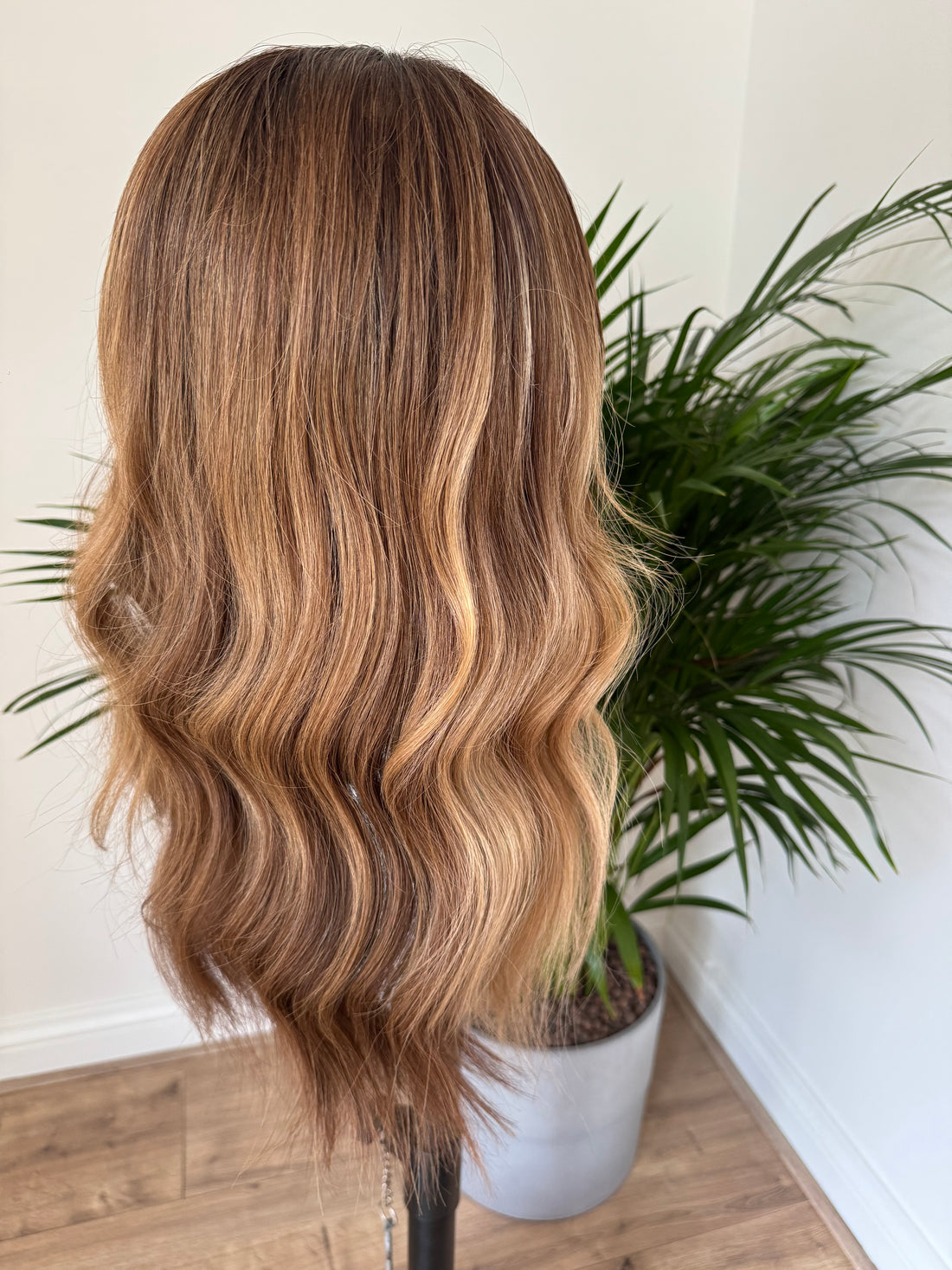 Olivia – Hellbraune Balayage HD Lace Echthaarperücke | 18" & 22"